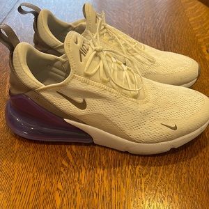 Nike AirMax 270s White Sail Lilac Women’s Size 11